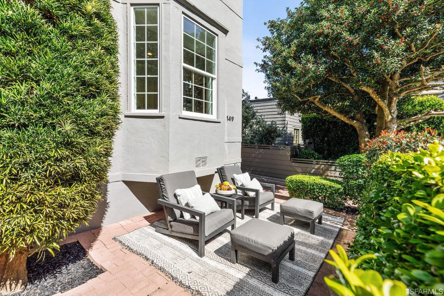 149 Graystone Terrace