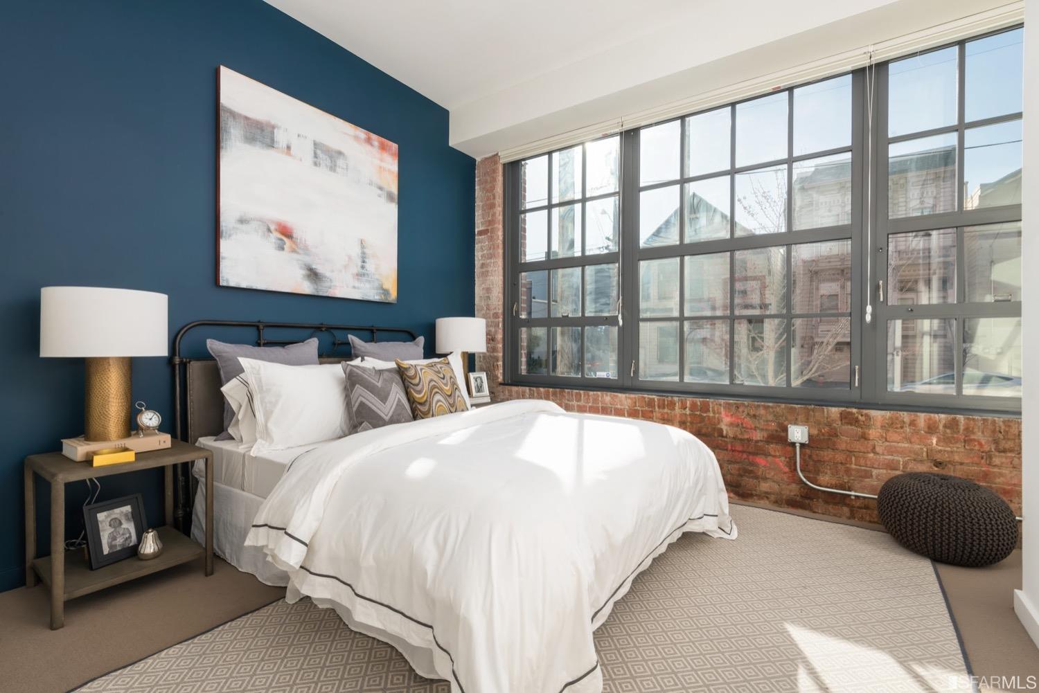 2101 Bryant Street Unit: 203