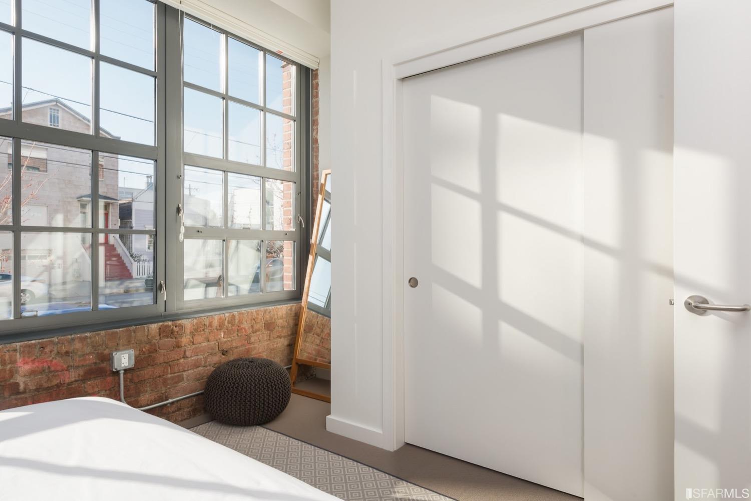 2101 Bryant Street Unit: 203