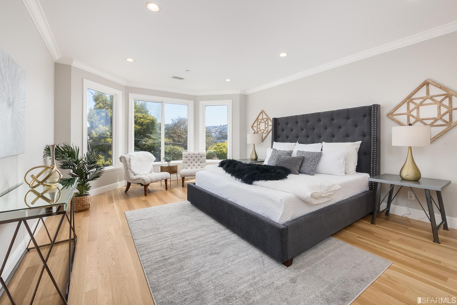 4005 Mission Street Unit: 1