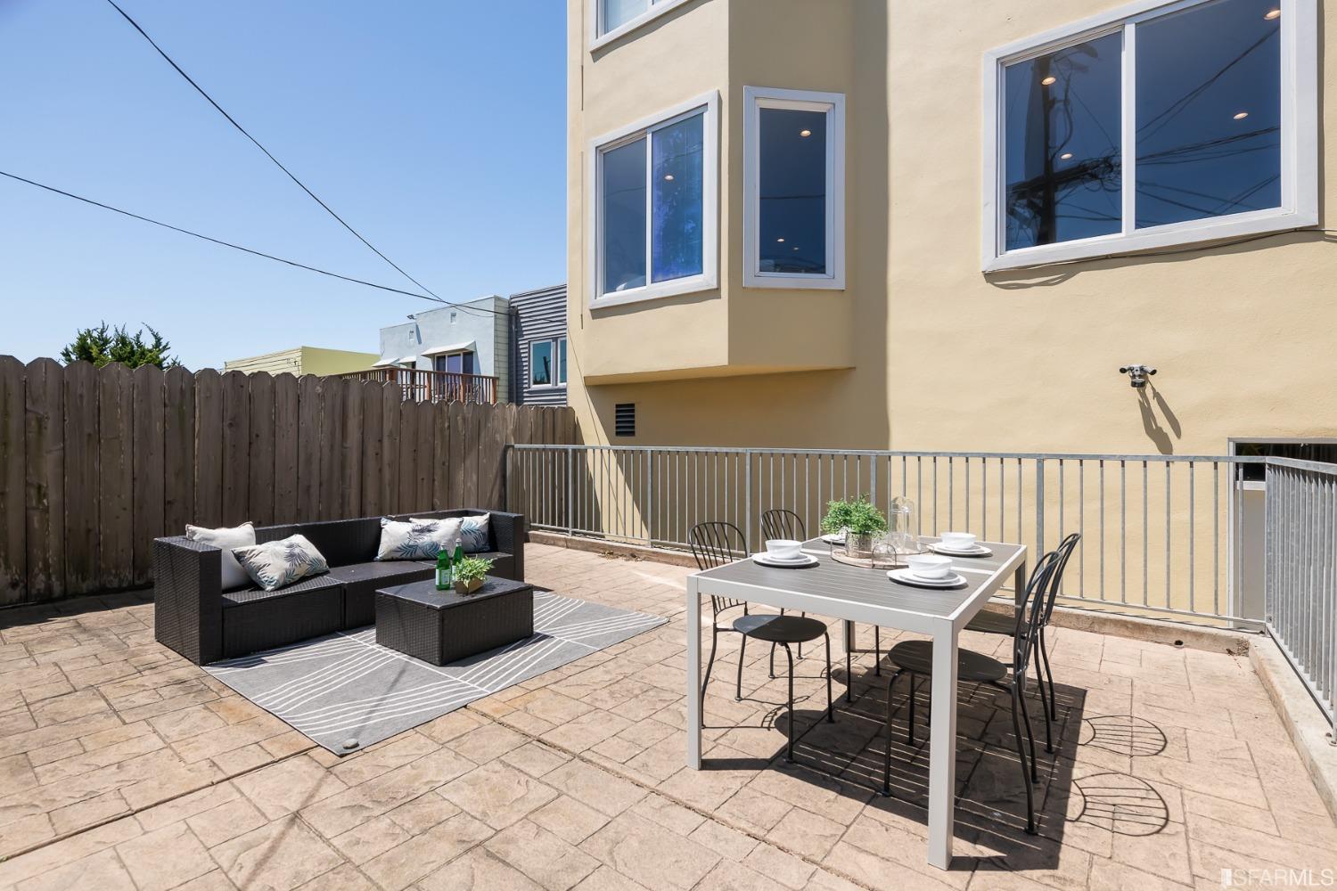 4005 Mission Street Unit: 1