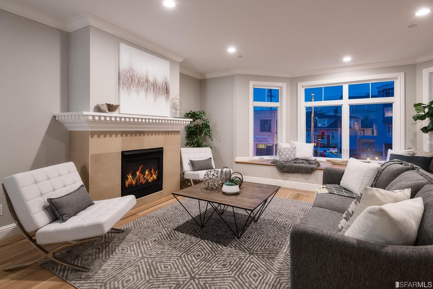 4005 Mission Street Unit: 1