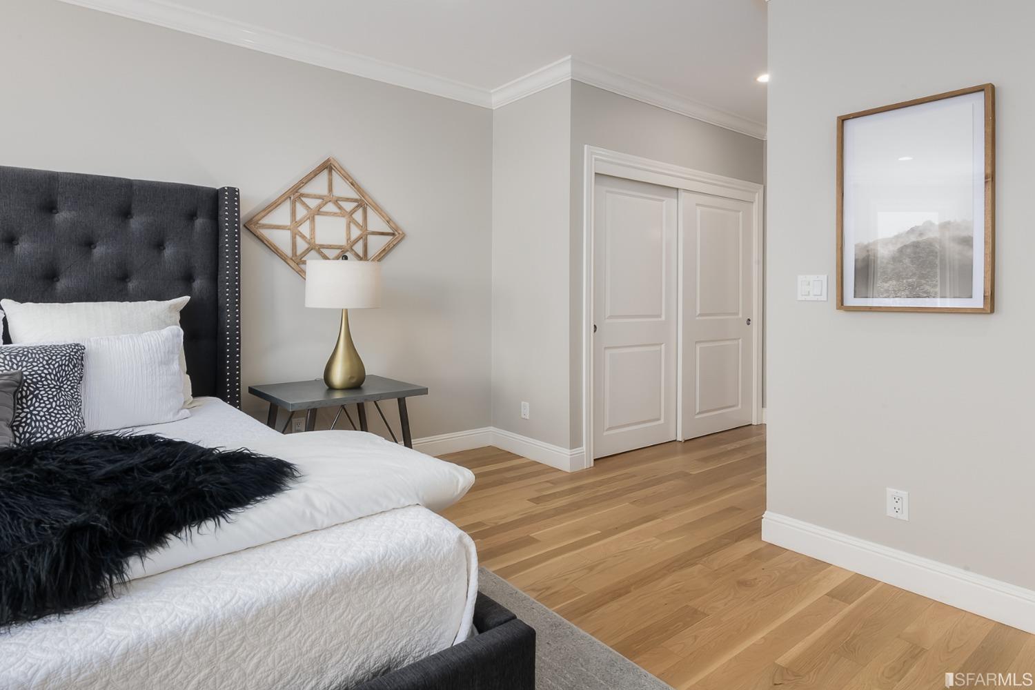 4005 Mission Street Unit: 1