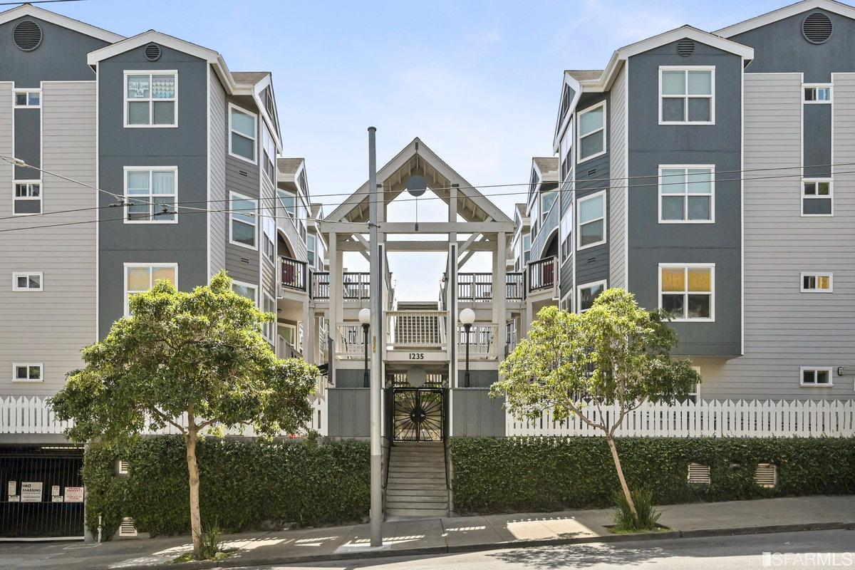 1235 Mcallister Street Unit: 112
