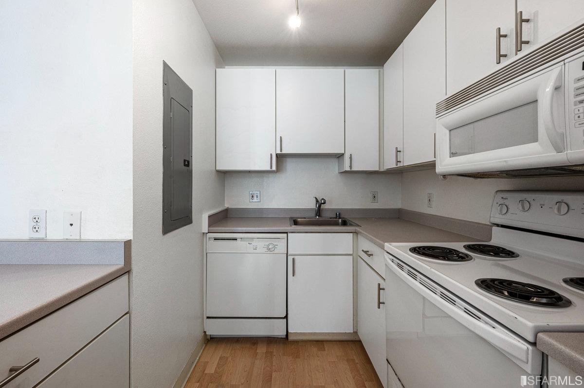 1235 Mcallister Street Unit: 112