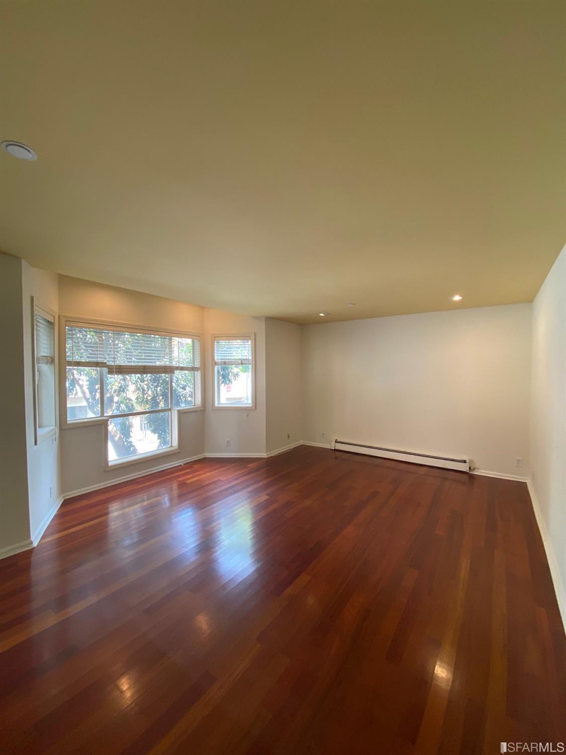 757 North Point Street Unit: 1