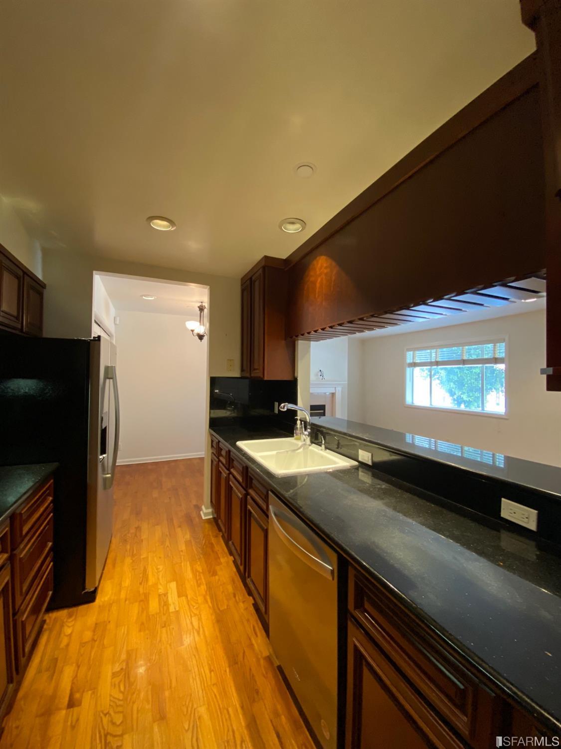 757 North Point Street Unit: 1