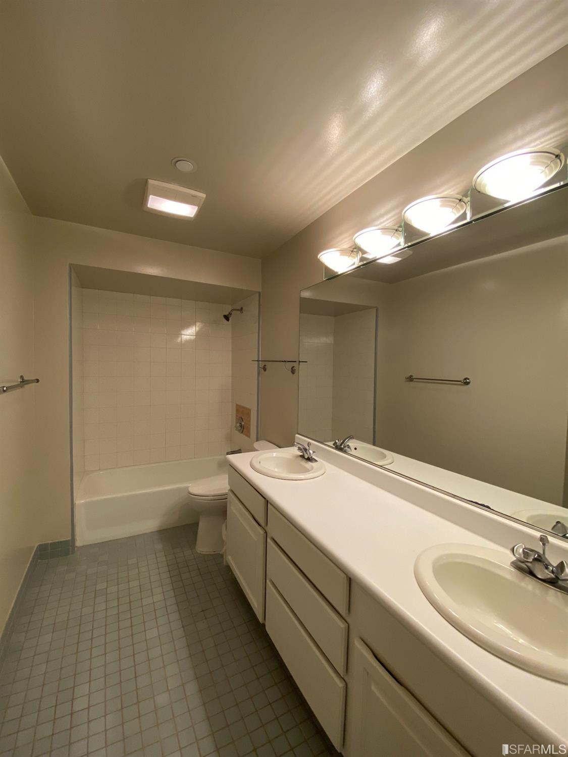 757 North Point Street Unit: 1