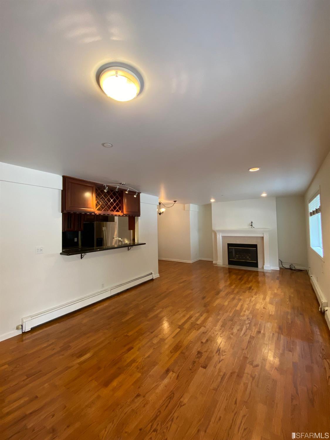 757 North Point Street Unit: 1