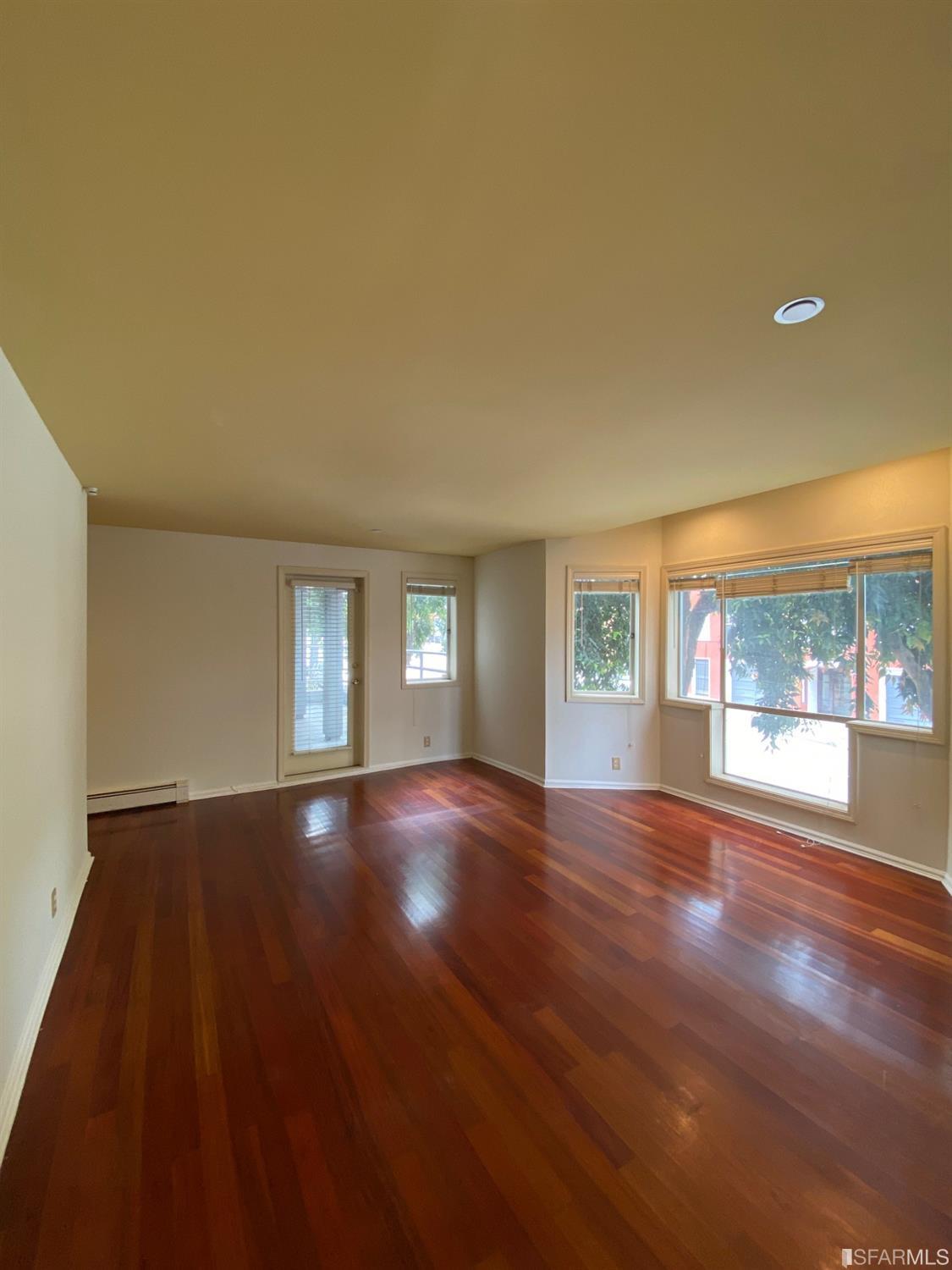 757 North Point Street Unit: 1