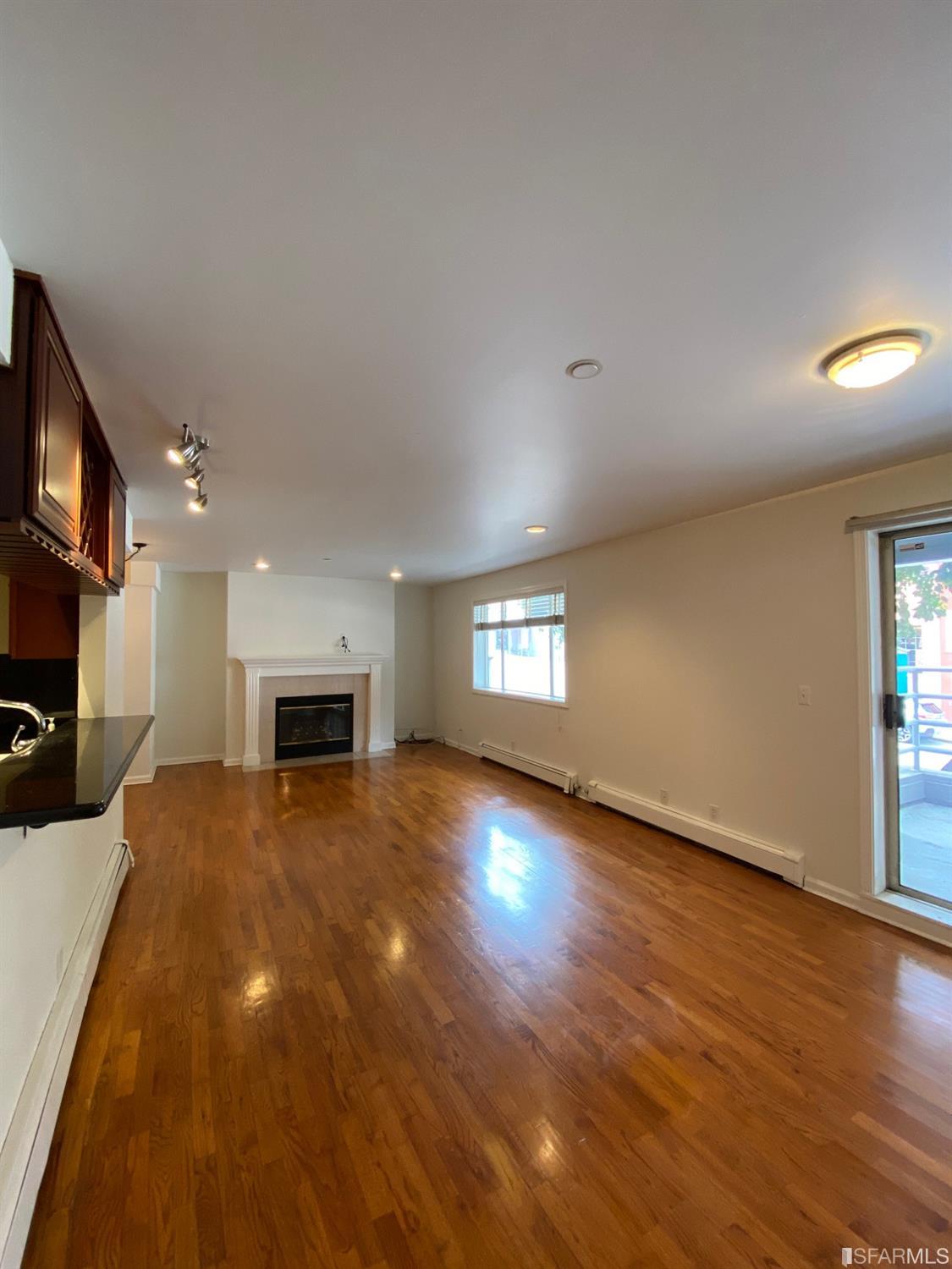 757 North Point Street Unit: 1