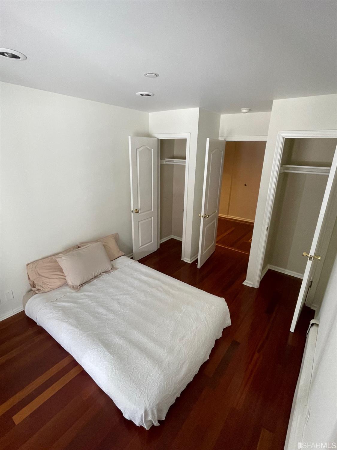 757 North Point Street Unit: 1