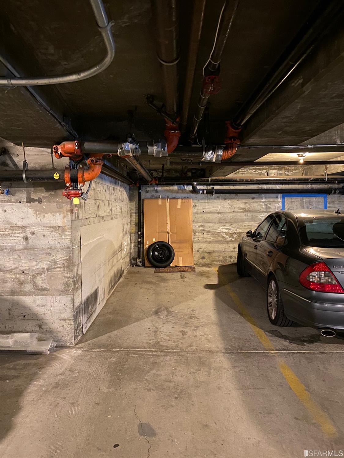 757 North Point Street Unit: 1