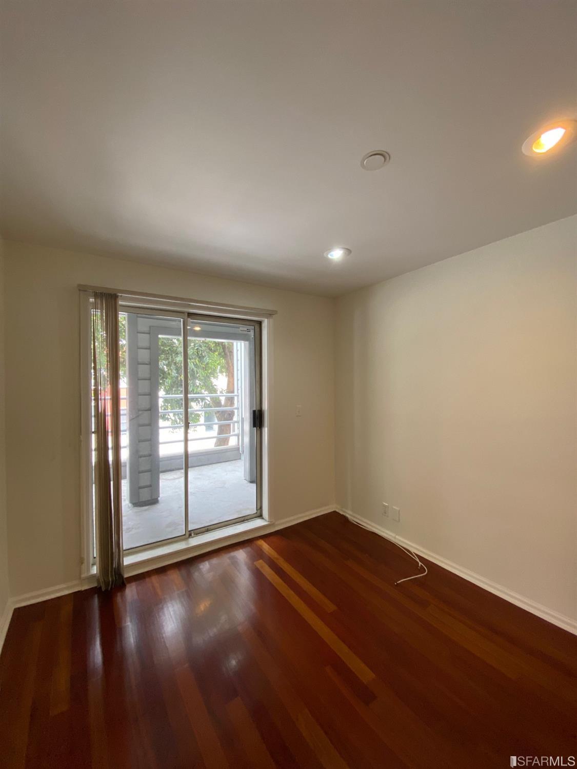 757 North Point Street Unit: 1