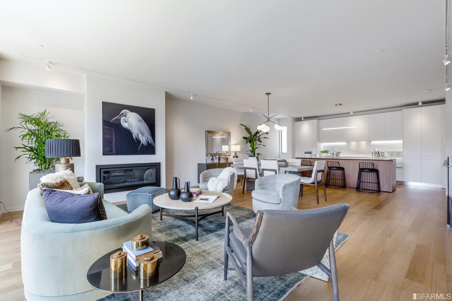 3500 19th Street Unit: 207