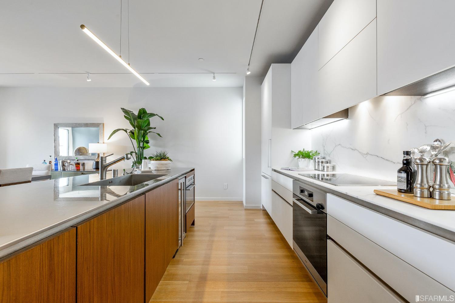 3500 19th Street Unit: 207