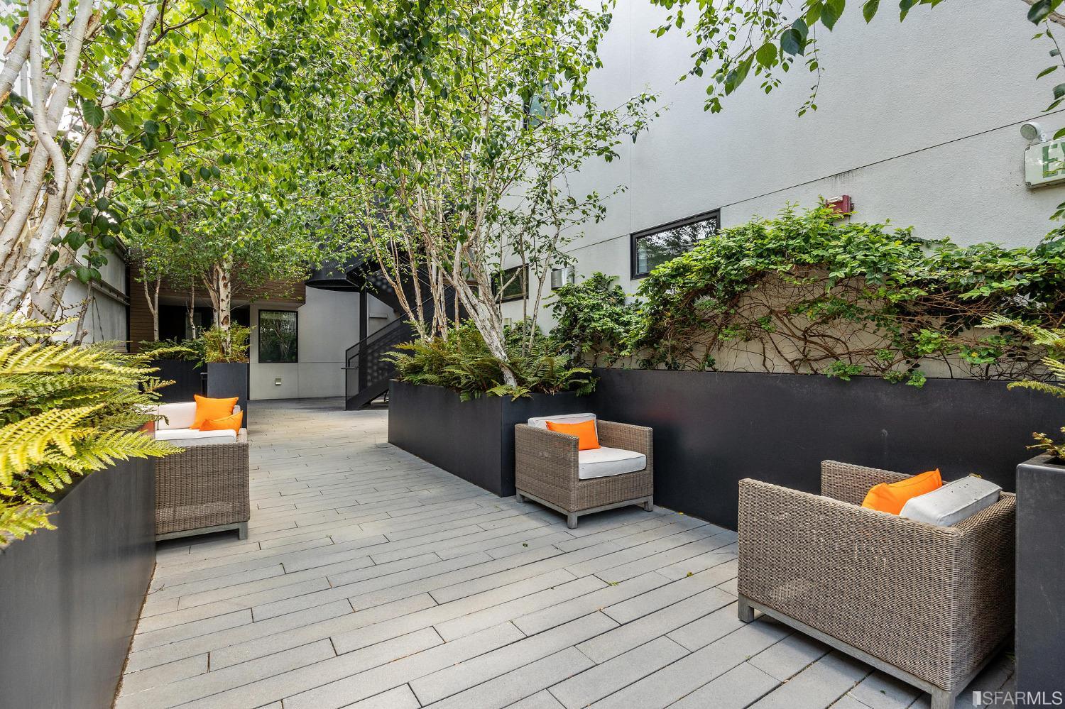 3500 19th Street Unit: 207