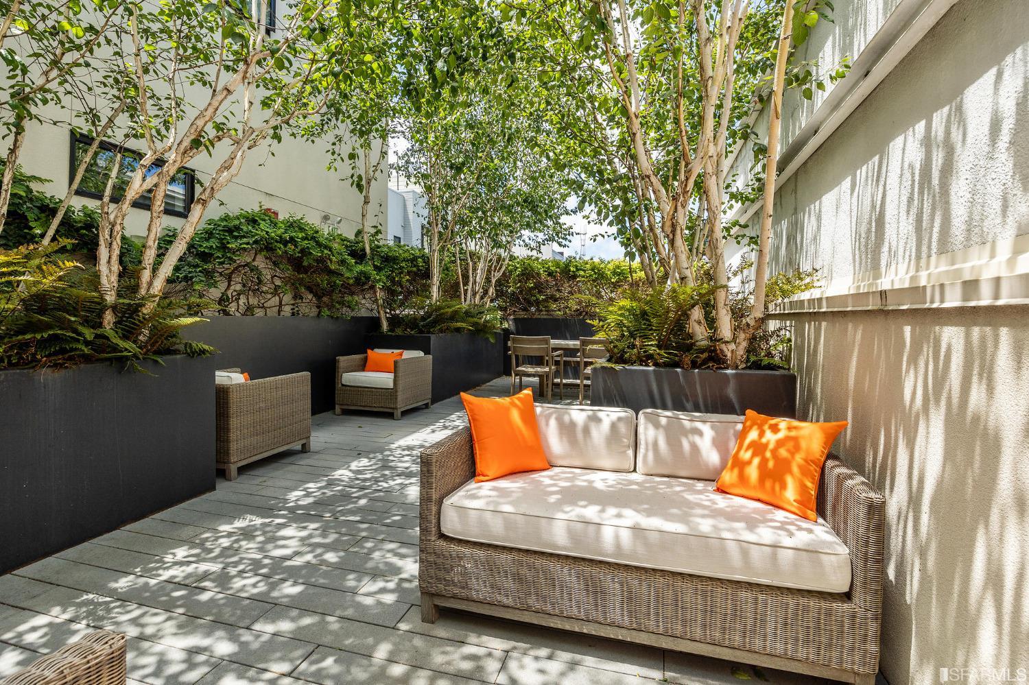 3500 19th Street Unit: 207