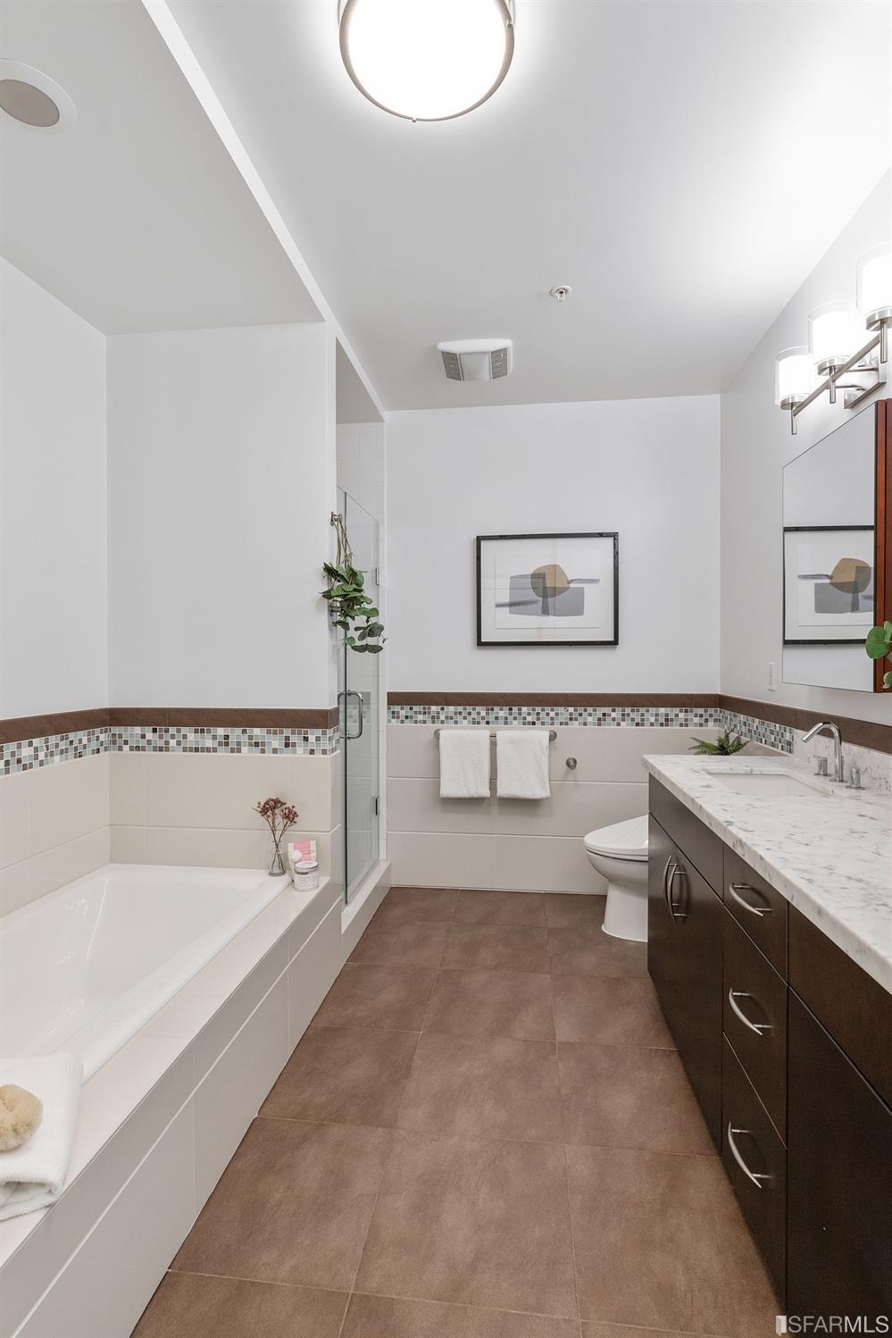 741 Clement Street Unit: 207