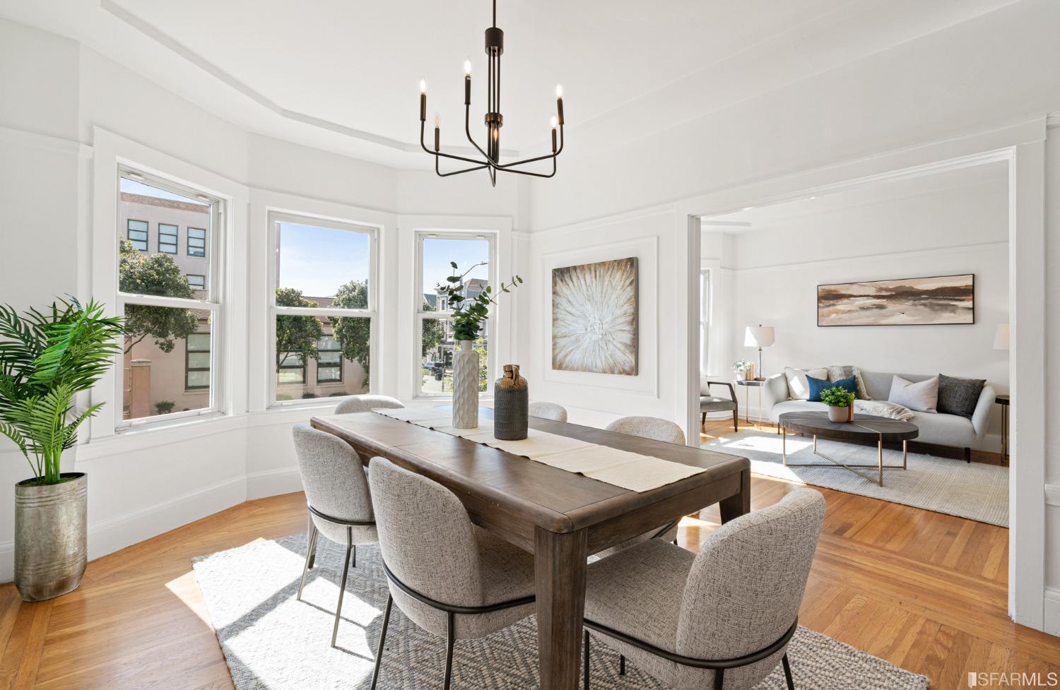 2554 Franklin Street