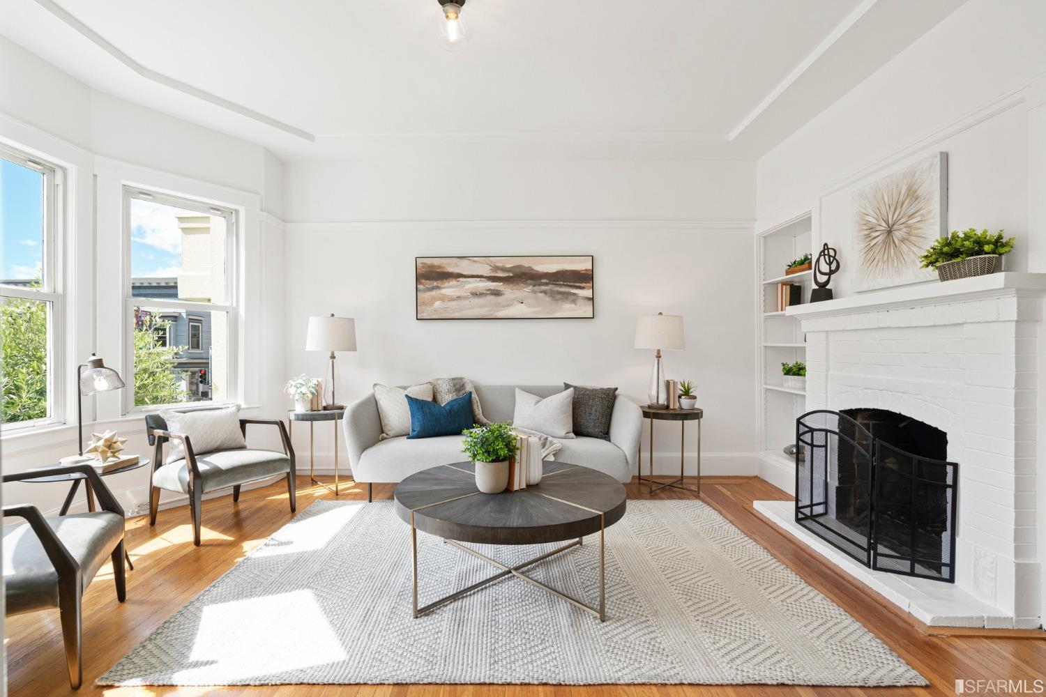 2554 Franklin Street