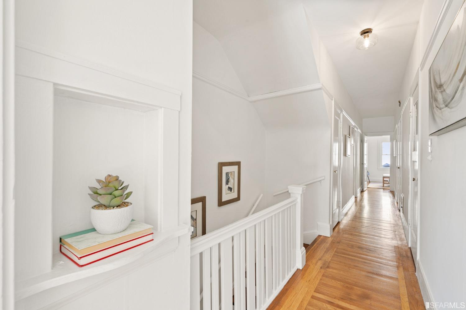 2554 Franklin Street