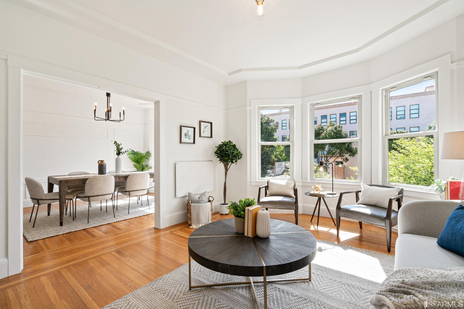 2554 Franklin Street