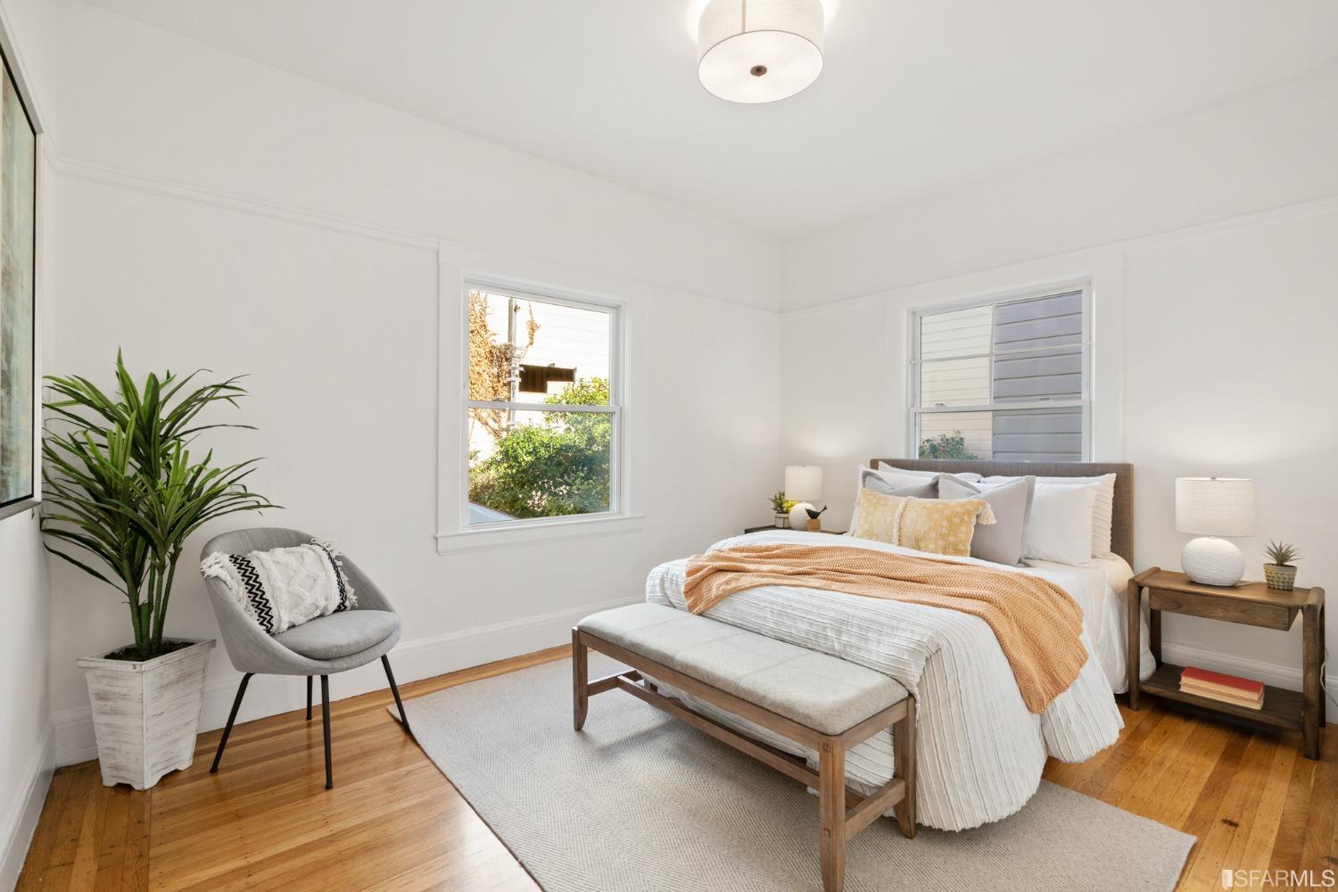 2554 Franklin Street