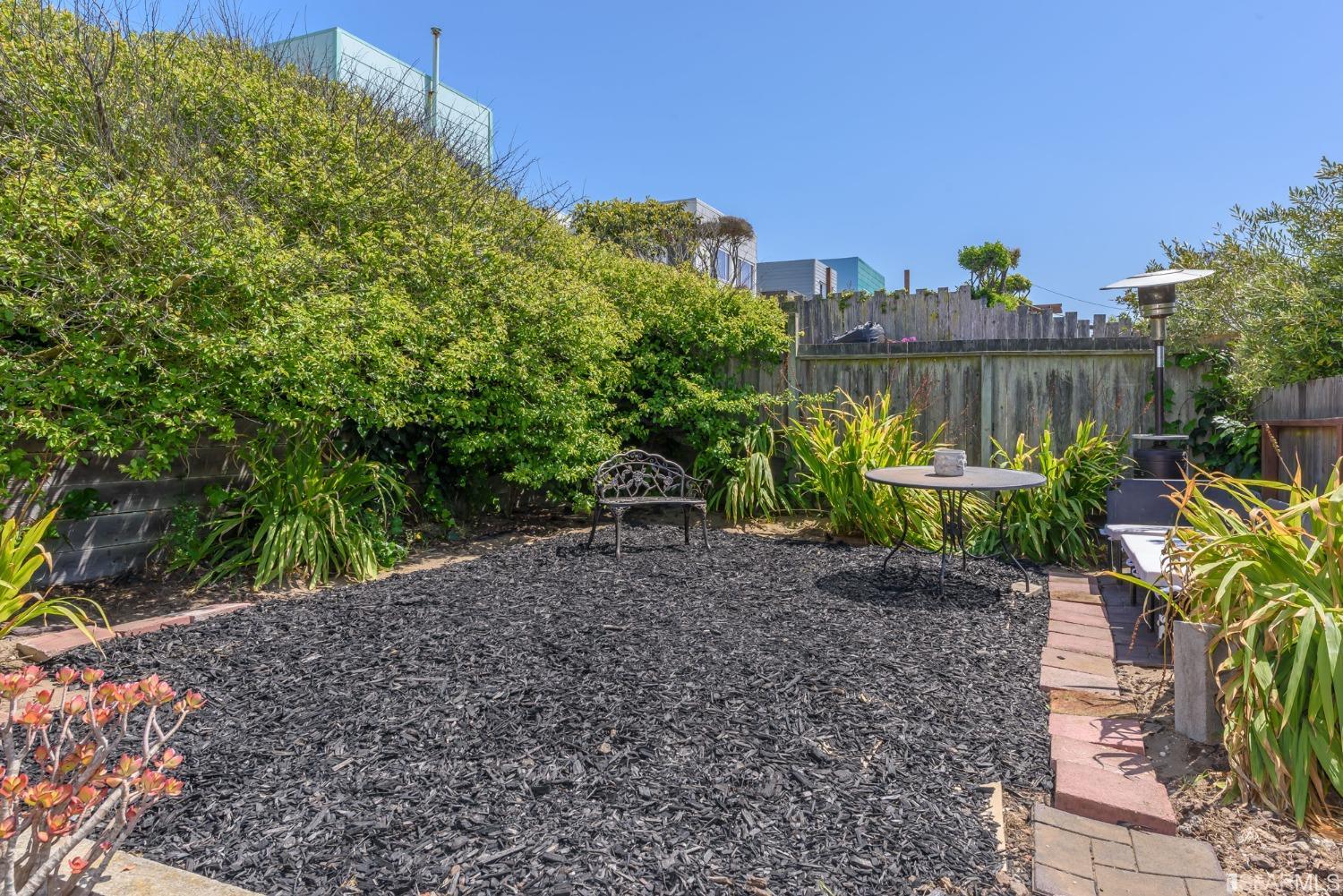 3121 Santiago Street