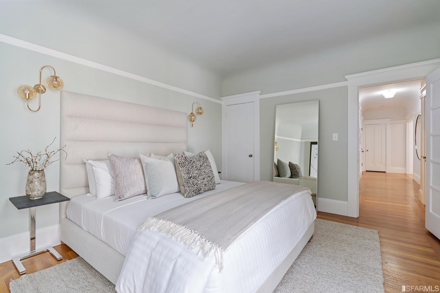 1855 Sacramento Street Unit: 3