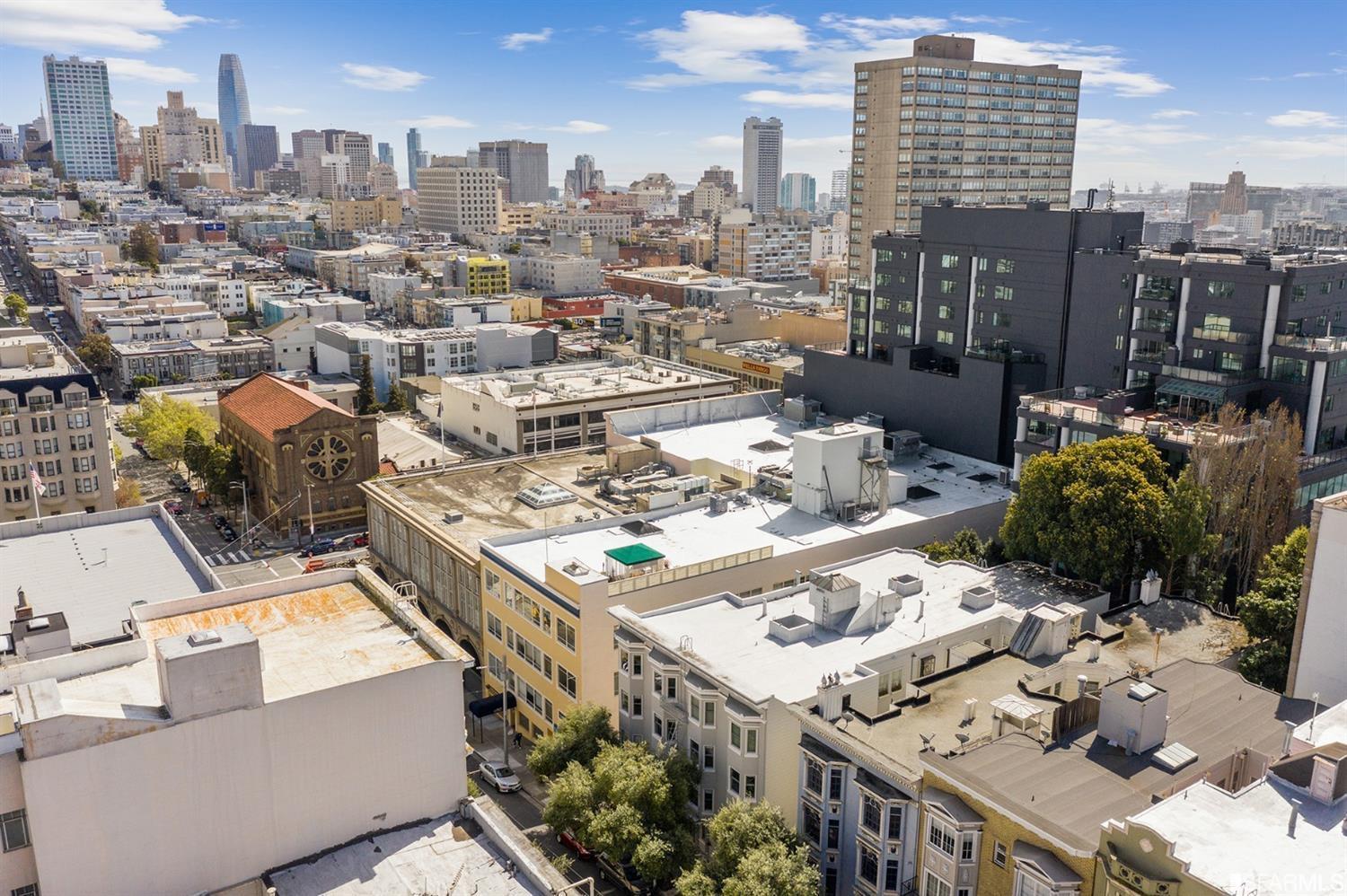 1855 Sacramento Street Unit: 3