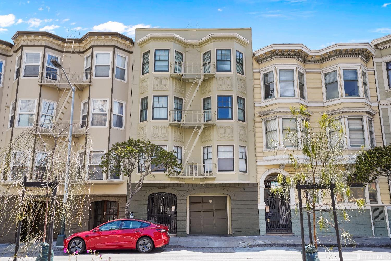 25 Guerrero Street Unit: 202