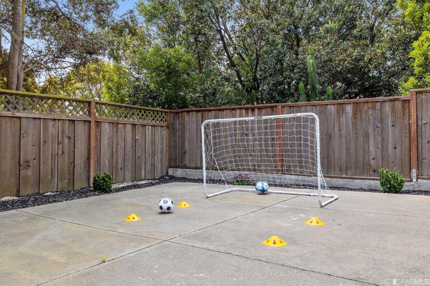 144 Stonecrest Drive