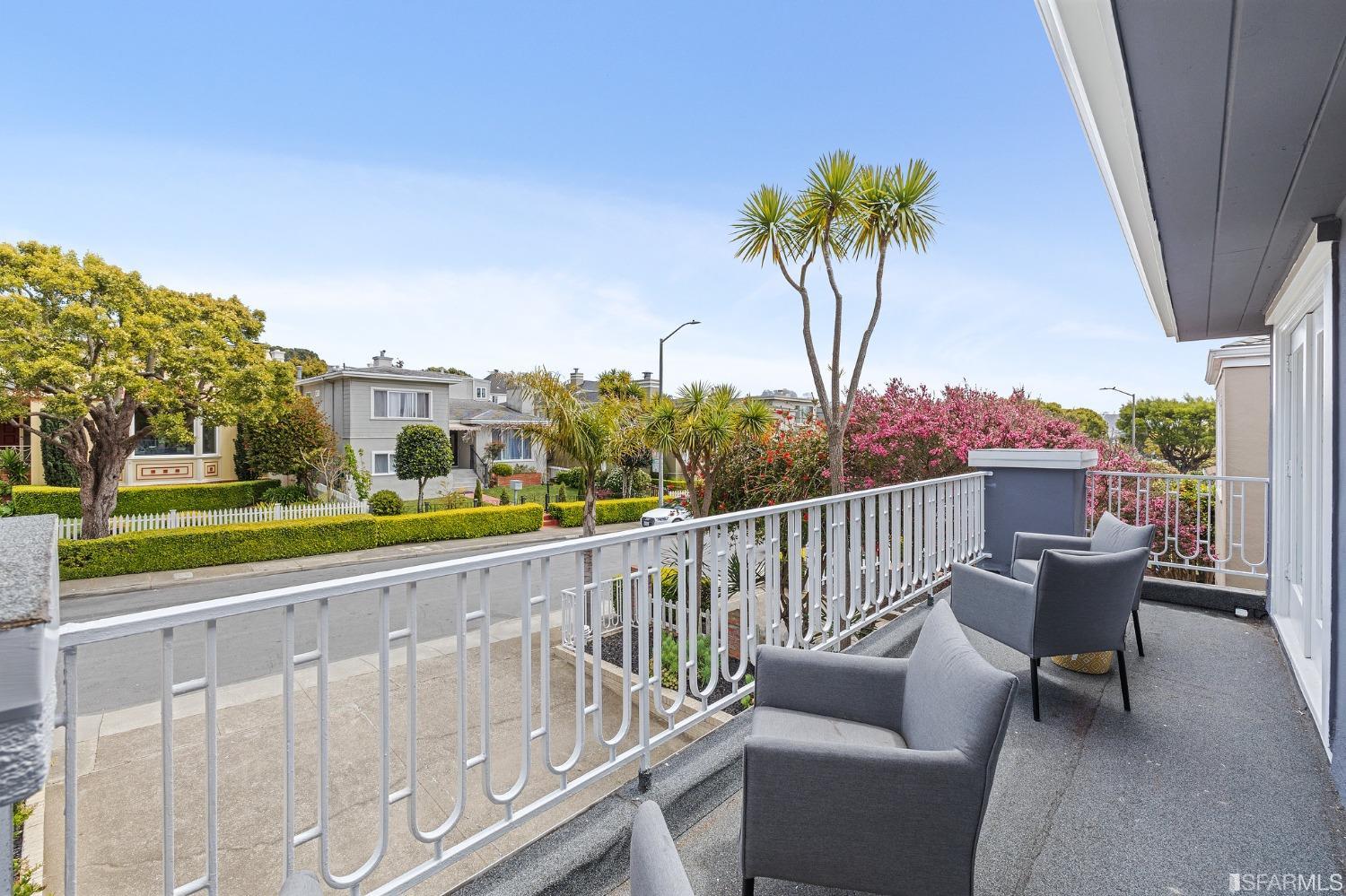 144 Stonecrest Drive