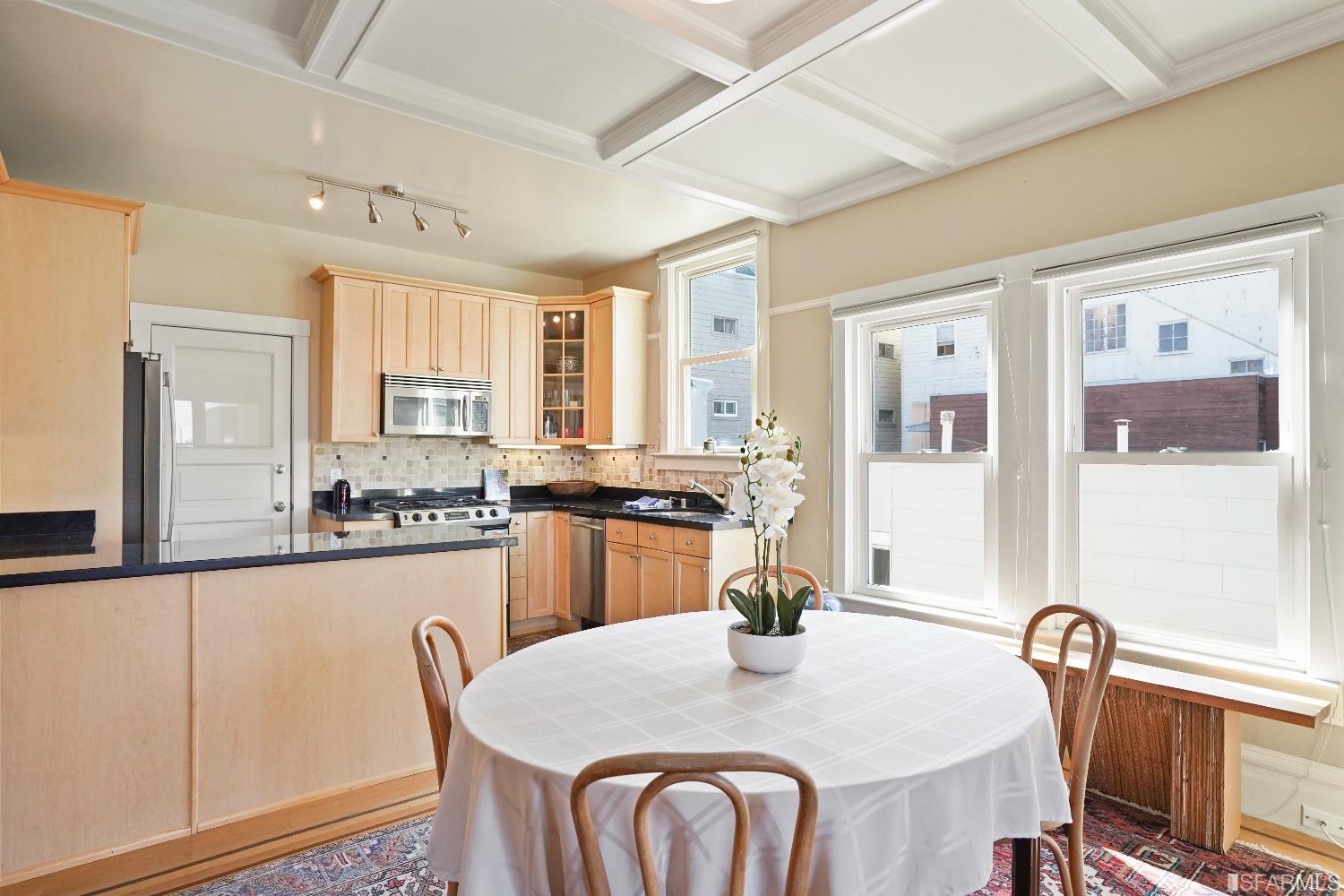 1530 Jones Street Unit: 5