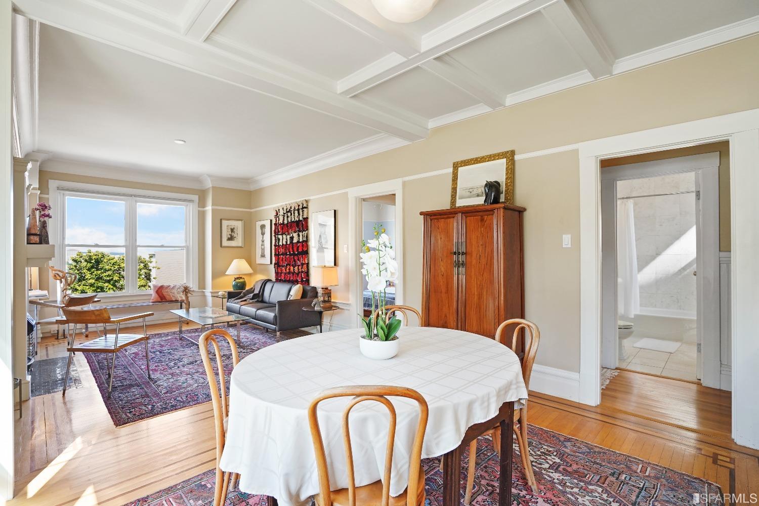 1530 Jones Street Unit: 5