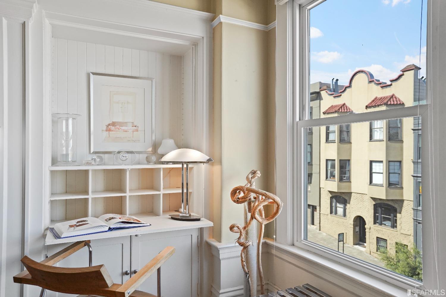 1530 Jones Street Unit: 5