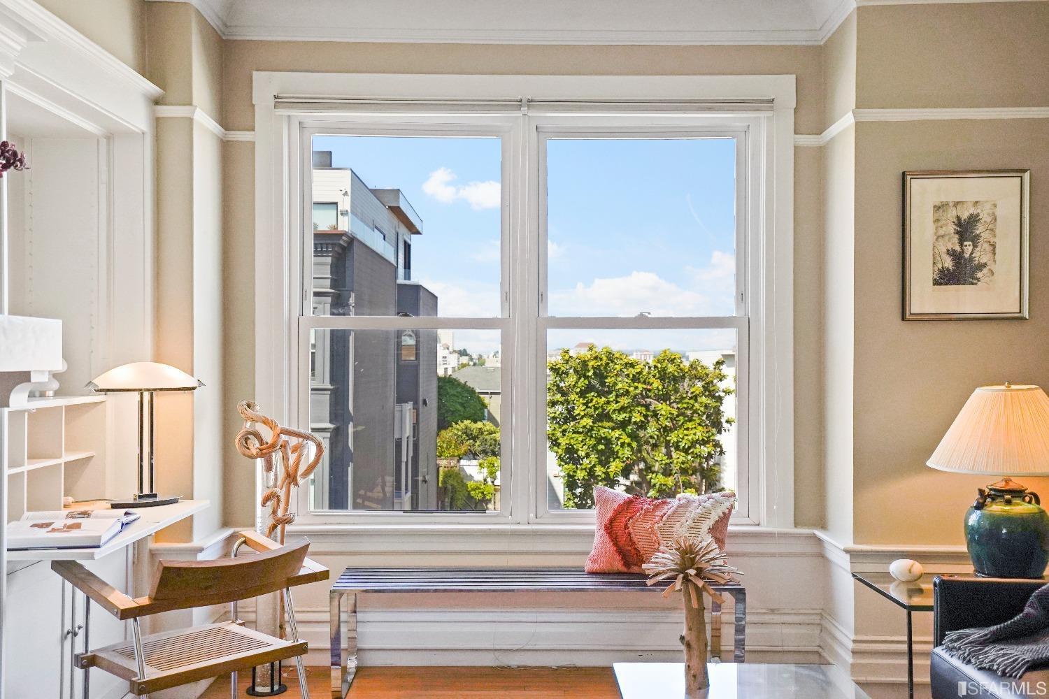 1530 Jones Street Unit: 5