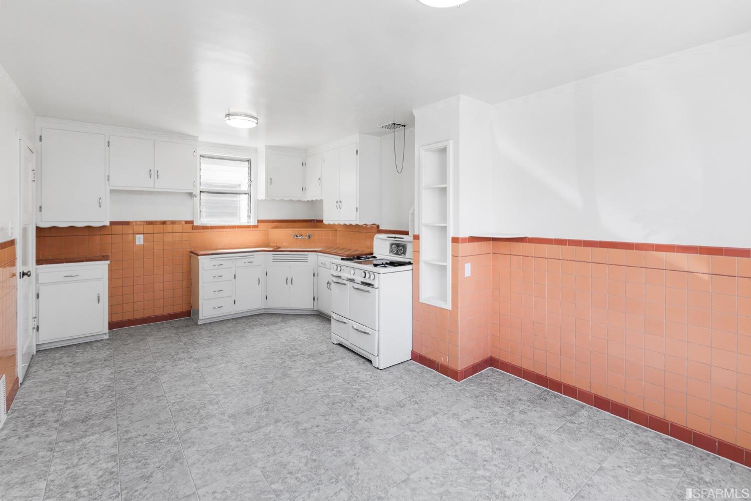 1427 Underwood Avenue