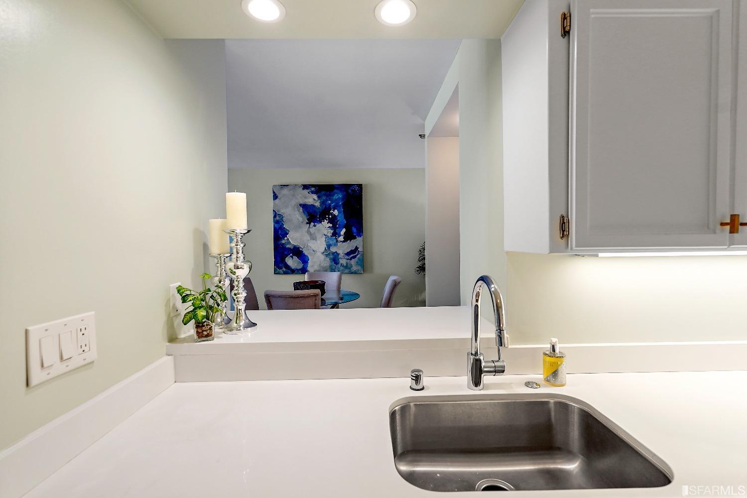 960 Bush Street Unit: 610