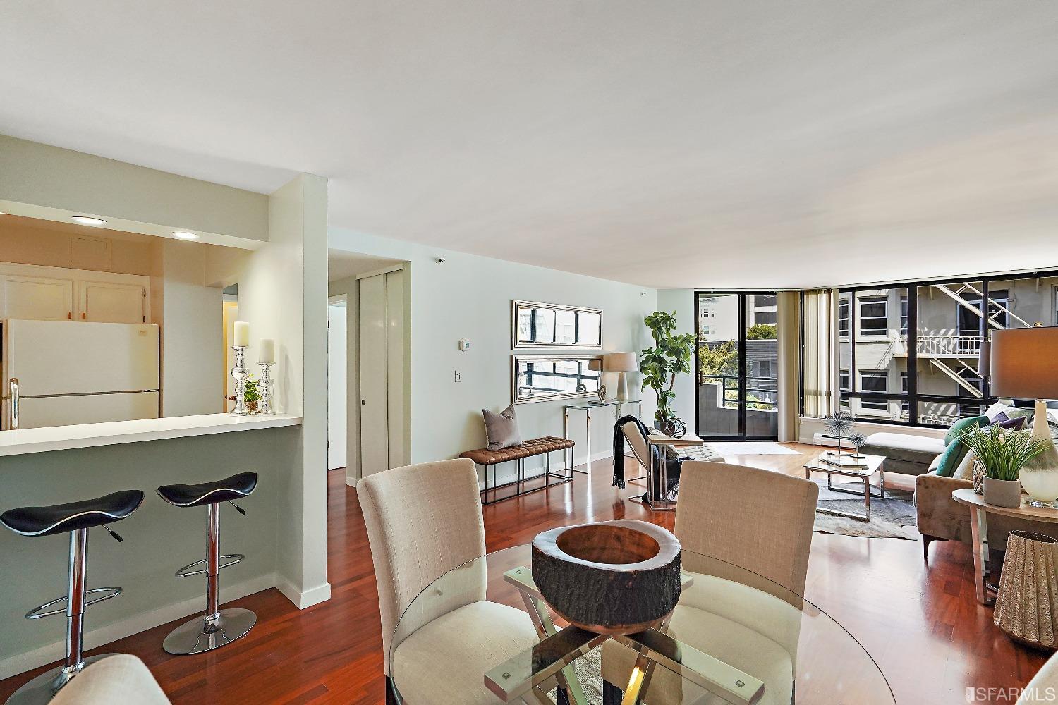 960 Bush Street Unit: 610