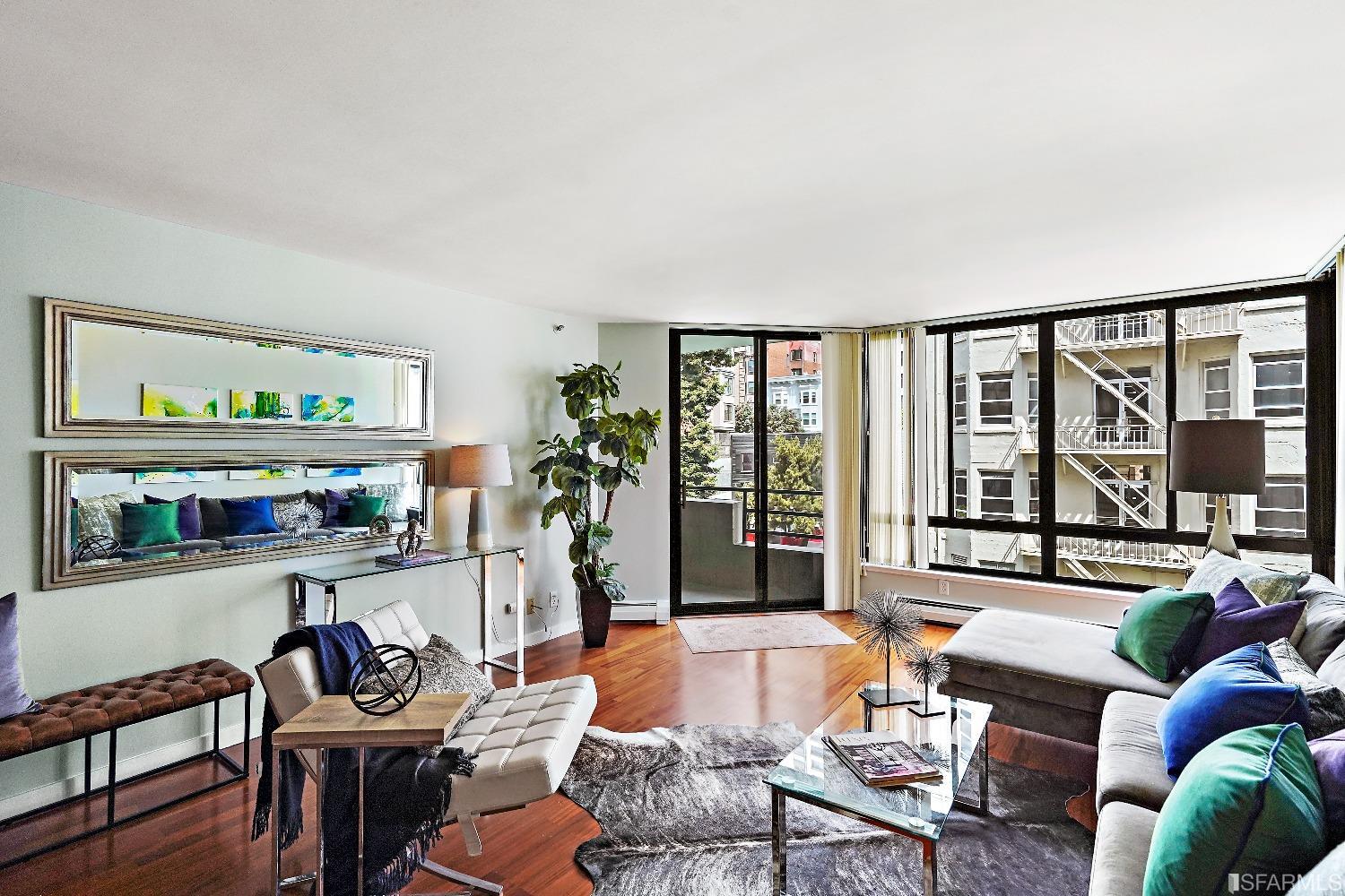 960 Bush Street Unit: 610