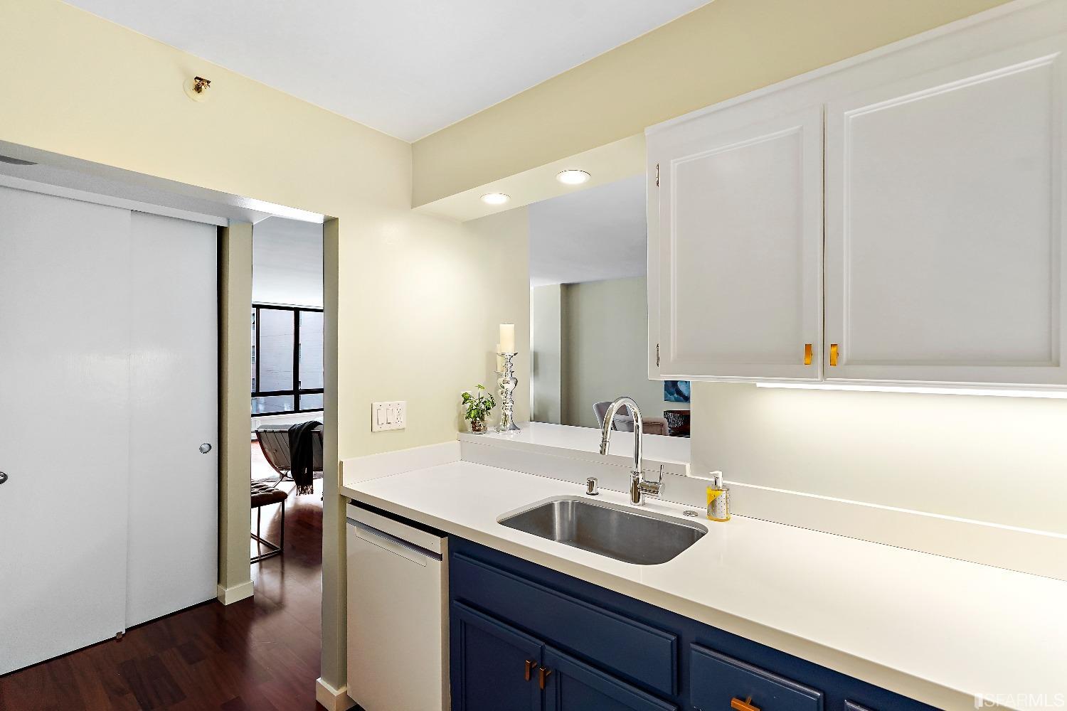 960 Bush Street Unit: 610