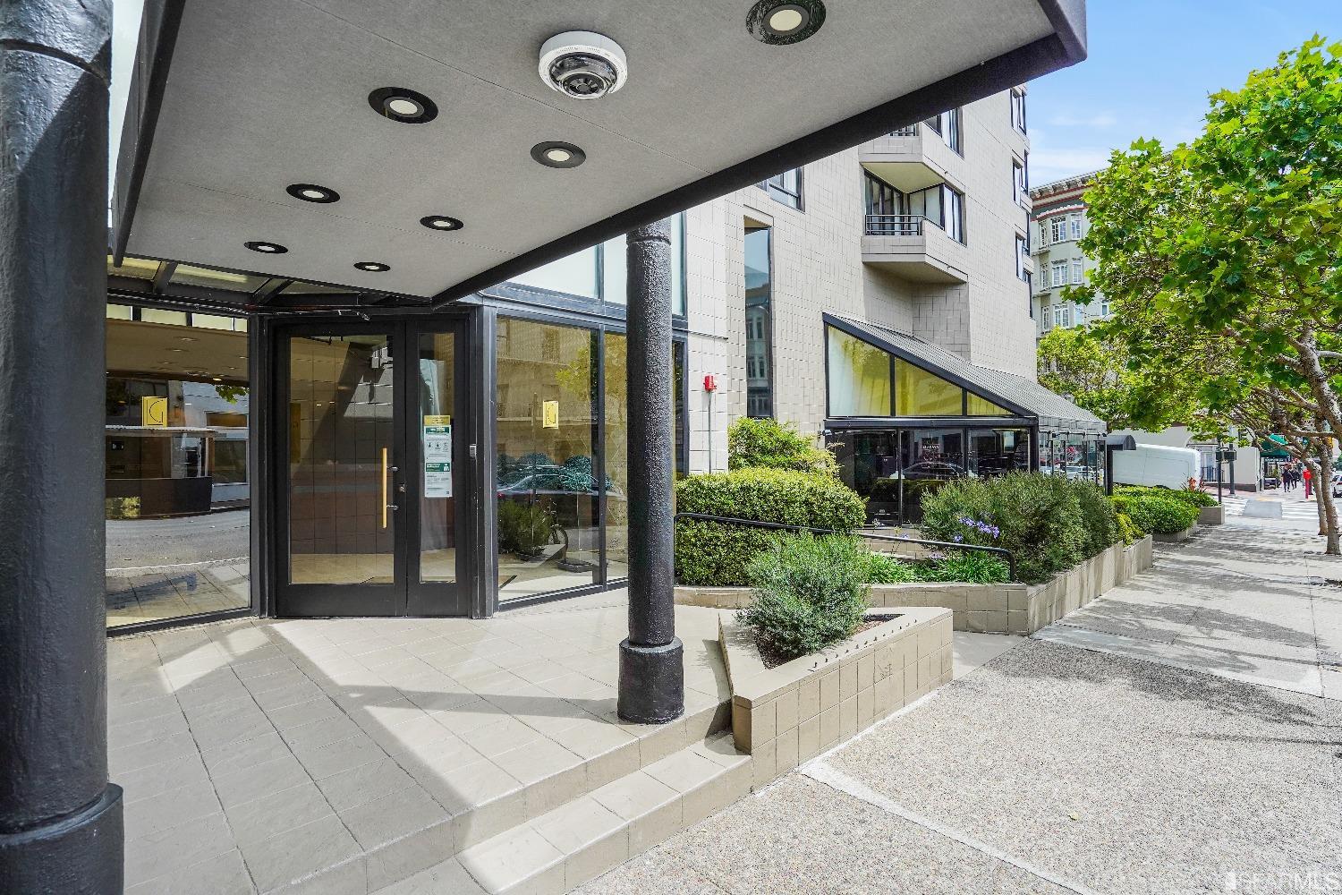 960 Bush Street Unit: 610