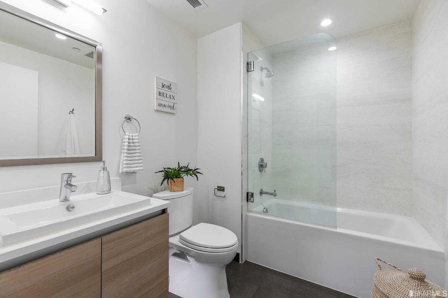 832 Sutter Street Unit: 201