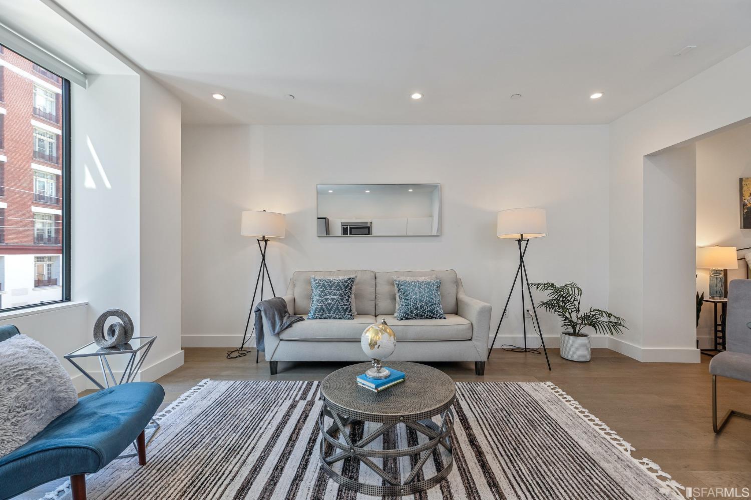 832 Sutter Street Unit: 201