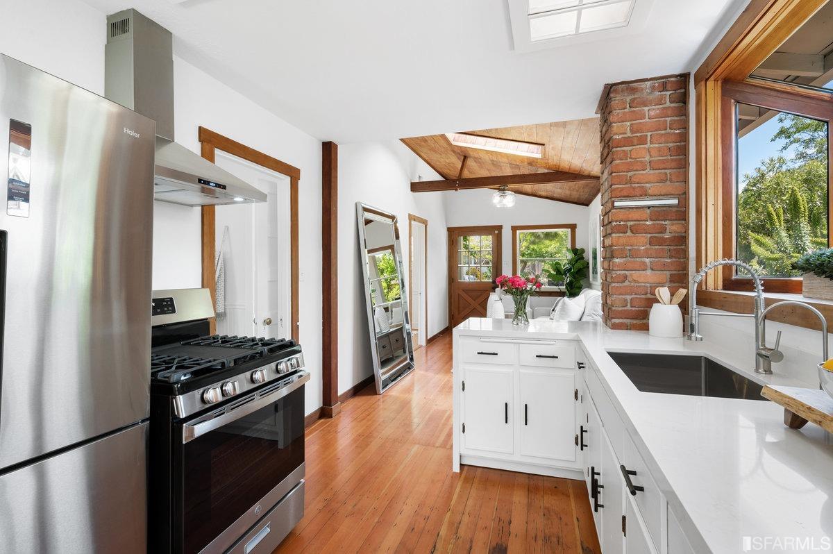 1414 Stannage Avenue