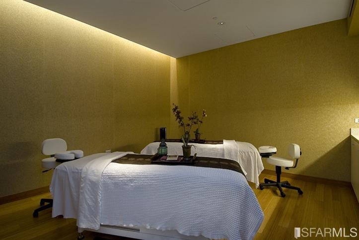 301 Mission Street Unit: 5H