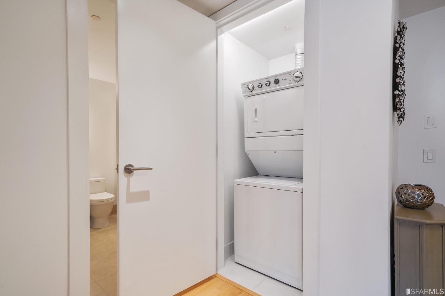 301 Mission Street Unit: 5H