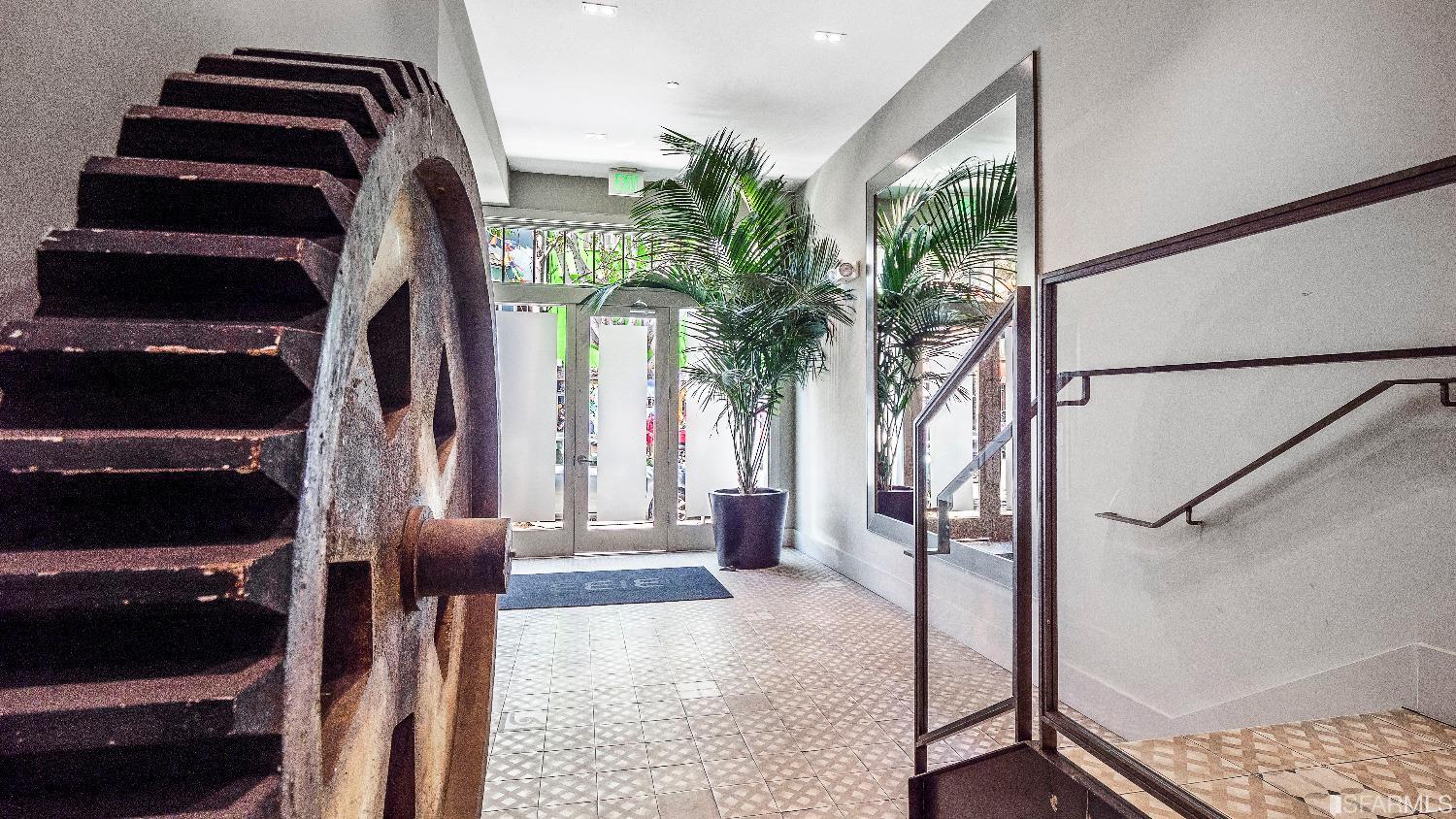 3135 24th Street Unit: 7